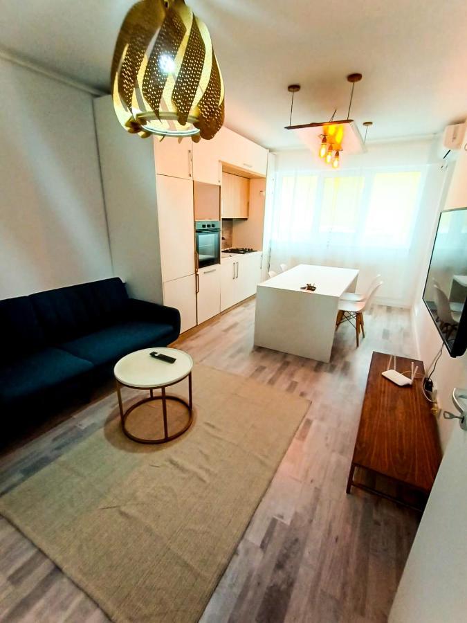 Preciziei Retreat Ap With Parking And Self Check In Appartement Boekarest Buitenkant foto